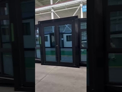 เกรด 8 ความต้านทานต่อแผ่นดินไหว 20FT บ้านที่สร้างขึ้นก่อนมีหน้าต่างอัลลูมิเนียมสะพานหัก