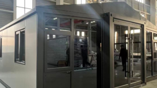 โซลูชันบ้านจิ๋วคอนเทนเนอร์แบบพับได้ 20 ฟุต